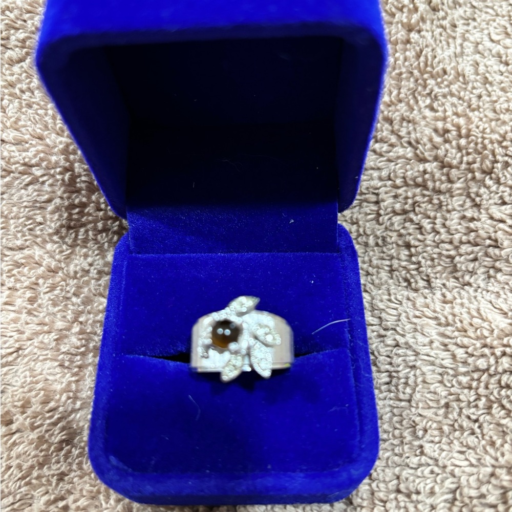Vintage tiger eye and cz 18kt white gold over metal ring